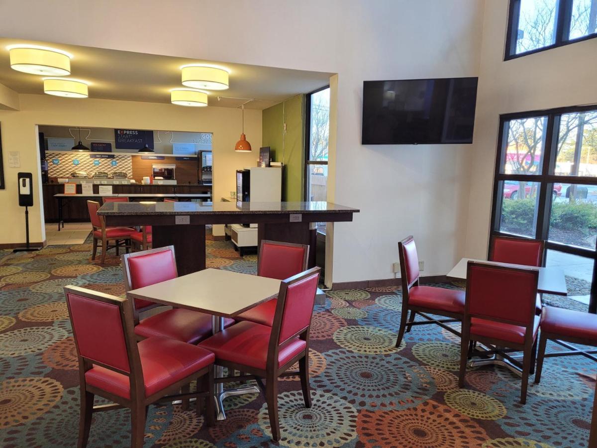 Holiday Inn Express Anderson I-85 - Exit 27- Highway 81 By Ihg Exterior foto